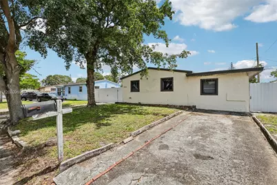 1421 N 68th Ter, Hollywood, FL 33024 - Photo 2