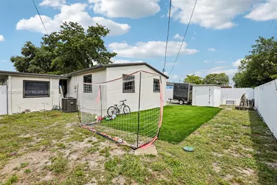 1421 N 68th Ter, Hollywood, FL 33024 - Photo 28