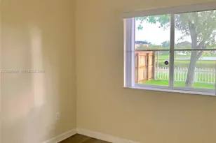 2536 NE 41st Ave, Homestead, FL 33033 - Photo 12
