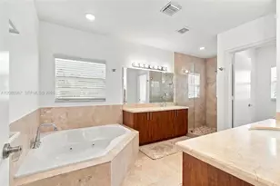 913 SW 8th St, Fort Lauderdale, FL 33315 - Photo 16