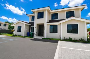 12554 SW 194th St, Miami, FL 33177 - Photo 1