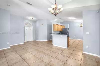 17002 NW 10th St #17002, Pembroke Pines, FL 33028 - Photo 6