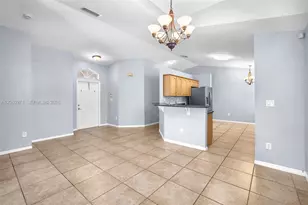 17002 NW 10th St, Pembroke Pines, FL 33028 - Photo 6