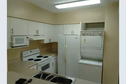 5091 NW 7 St #402, Miami, FL 33126 - Photo 10