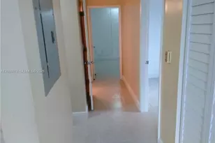 5091 NW 7th St, Miami, FL 33126 - Photo 12