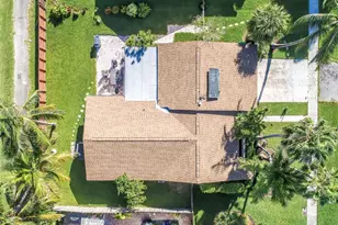 635 NE 3rd St, Dania Beach, FL 33004 - Photo 52