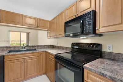 1178 Coral Club Dr #1178, Coral Springs, FL 33071 - Photo 12