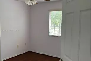 9241 Chambers St, Tamarac, FL 33321 - Photo 14