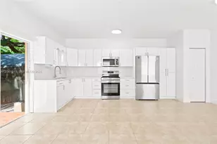 145 NE 60th St, Miami, FL 33137 - Photo 4
