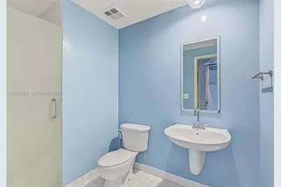 10 SW South River Dr #1106, Miami, FL 33130 - Photo 14