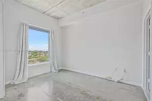 10 SW South River Dr, Miami, FL 33130 - Photo 12