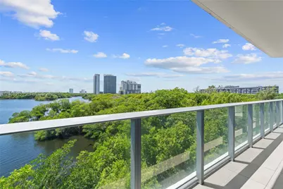 17111 Biscayne Blvd #402, North Miami Beach, FL 33160 - Photo 36