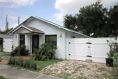 206 SW 2nd Ter, Dania Beach, FL 33004 - Photo 2