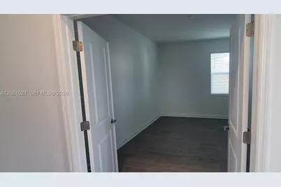 11926 Language Way, Orlando, FL 32832 - Photo 8