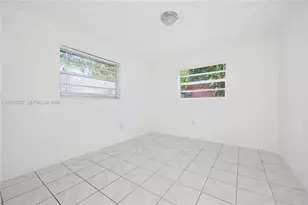 2928 Louise St, Miami, FL 33133 - Photo 14