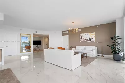 17111 Biscayne Blvd #402, North Miami Beach, FL 33160 - Photo 30