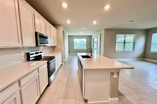 9035 Dahlia Cir, Port Saint Lucie, FL 34986 - Photo 14
