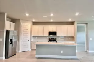 9035 Dahlia Cir, Port Saint Lucie, FL 34986 - Photo 12