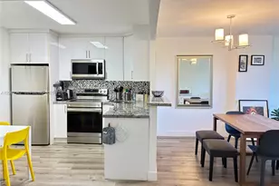 2780 NE 183rd St, Aventura, FL 33160 - Photo 1