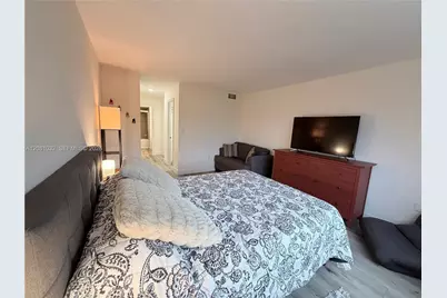 2780 NE 183rd St #415, Aventura, FL 33160 - Photo 22