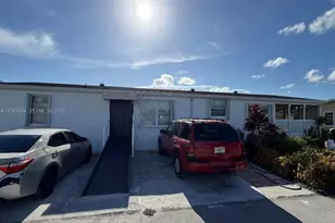 19800 SW 180th Ave, Miami, FL 33187 - Photo 2