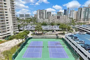 300 Bayview Dr, Sunny Isles Beach, FL 33160 - Photo 2