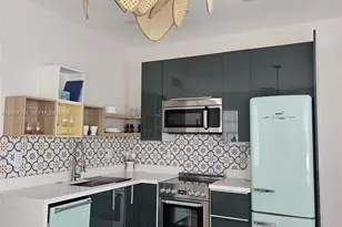 801 8th St, Miami Beach, FL 33139 - Photo 10