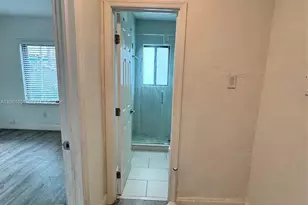 570 NE 69th St, Miami, FL 33138 - Photo 14