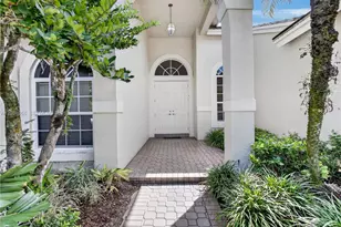 3098 Lakewood Cir, Weston, FL 33332 - Photo 4
