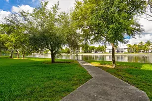8260 SW 210th St, Cutler Bay, FL 33189 - Photo 22