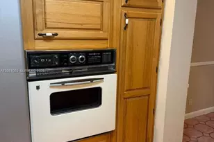 711 SW 9th Ave, Fort Lauderdale, FL 33315 - Photo 4