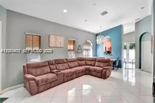 2240 NE 37th Rd, Homestead, FL 33033 - Photo 10