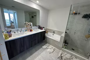 488 NE 18th St, Miami, FL 33132 - Photo 10