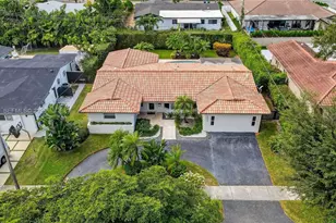 20610 NE 22nd Ct, Miami, FL 33180 - Photo 1