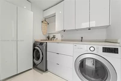 2200 NE 192nd St, Miami, FL 33180 - Photo 30