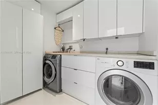 2200 NE 192 St, Miami, FL 33180 - Photo 30