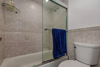 3475 N Country Club Dr #807, Aventura, FL 33180 - Photo 18