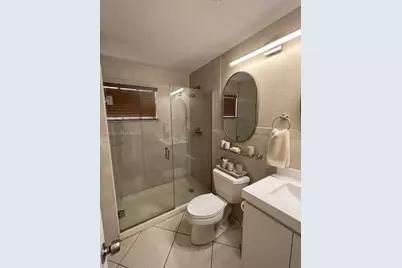 62 W 44th St #0, Hialeah, FL 33012 - Photo 18