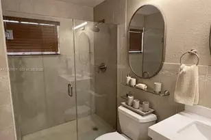 62 W 44th St, Hialeah, FL 33012 - Photo 18