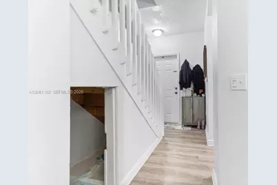 8210 NW 10th St #4, Miami, FL 33126 - Photo 14