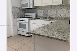 401 SW 8th St, Hallandale Beach, FL 33009 - Photo 8