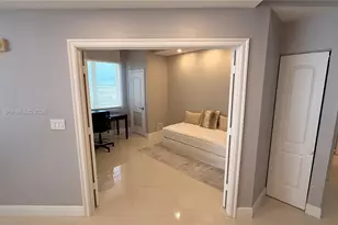 1830 Radius Dr, Hollywood, FL 33020 - Photo 10