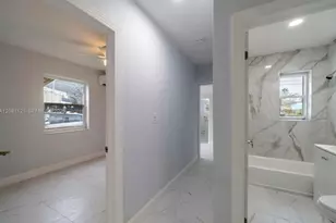 425 NW 14th Way, Fort Lauderdale, FL 33311 - Photo 6