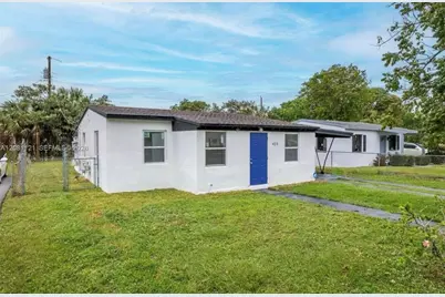 425 NW 14th Way, Fort Lauderdale, FL 33311 - Photo 16