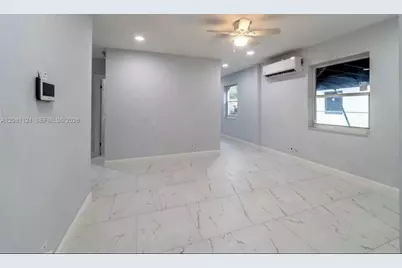 425 NW 14th Way, Fort Lauderdale, FL 33311 - Photo 4