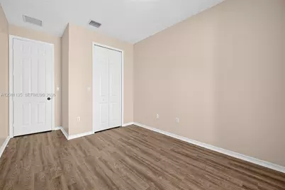 627 NE 35th Ave, Homestead, FL 33033 - Photo 14