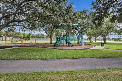 11525 SW 54th St, Cooper City, FL 33330 - Photo 22
