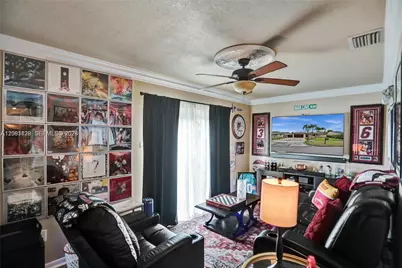 11525 SW 54th St, Cooper City, FL 33330 - Photo 14