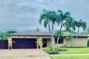 11525 SW 54th St, Cooper City, FL 33330 - Photo 1