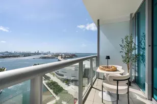 888 Biscayne Blvd, Miami, FL 33132 - Photo 12